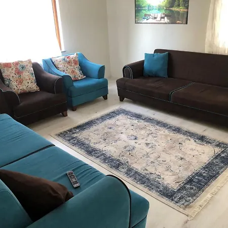شقة Misho