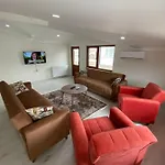 Misho Апартаменты