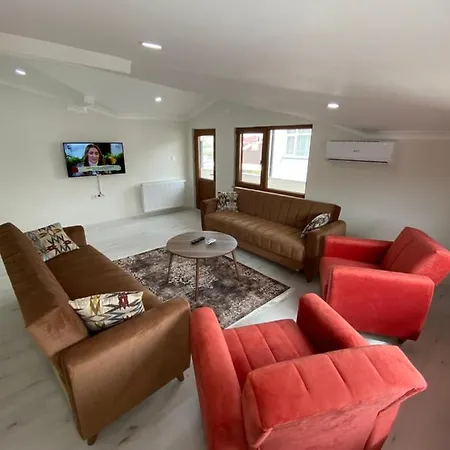 Misho Apartment