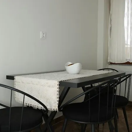 Misho Apartment *